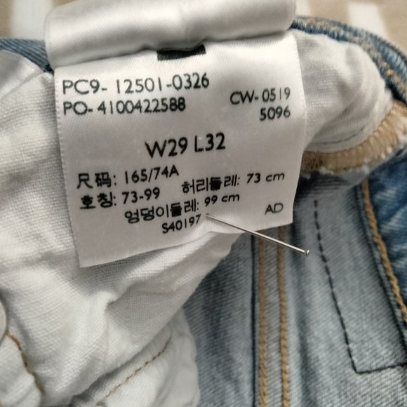 Women's Levi's - Picture 3 of 5